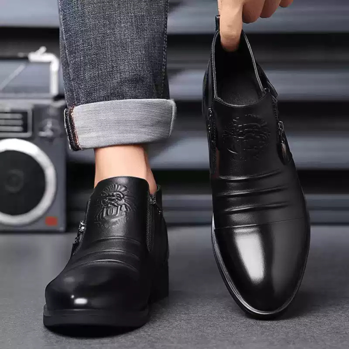 Bottine homme en cuir noir élégante avec fermeture zippée Dolcino