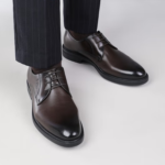 Zoom détail cuir véritable Derby homme noir Dolcino