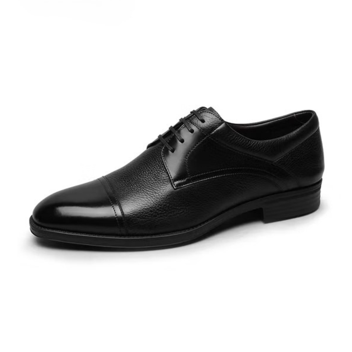 derby-homme-cuir-noir-elegant-face Chaussures Derby homme en cuir noir élégantes – vue de face