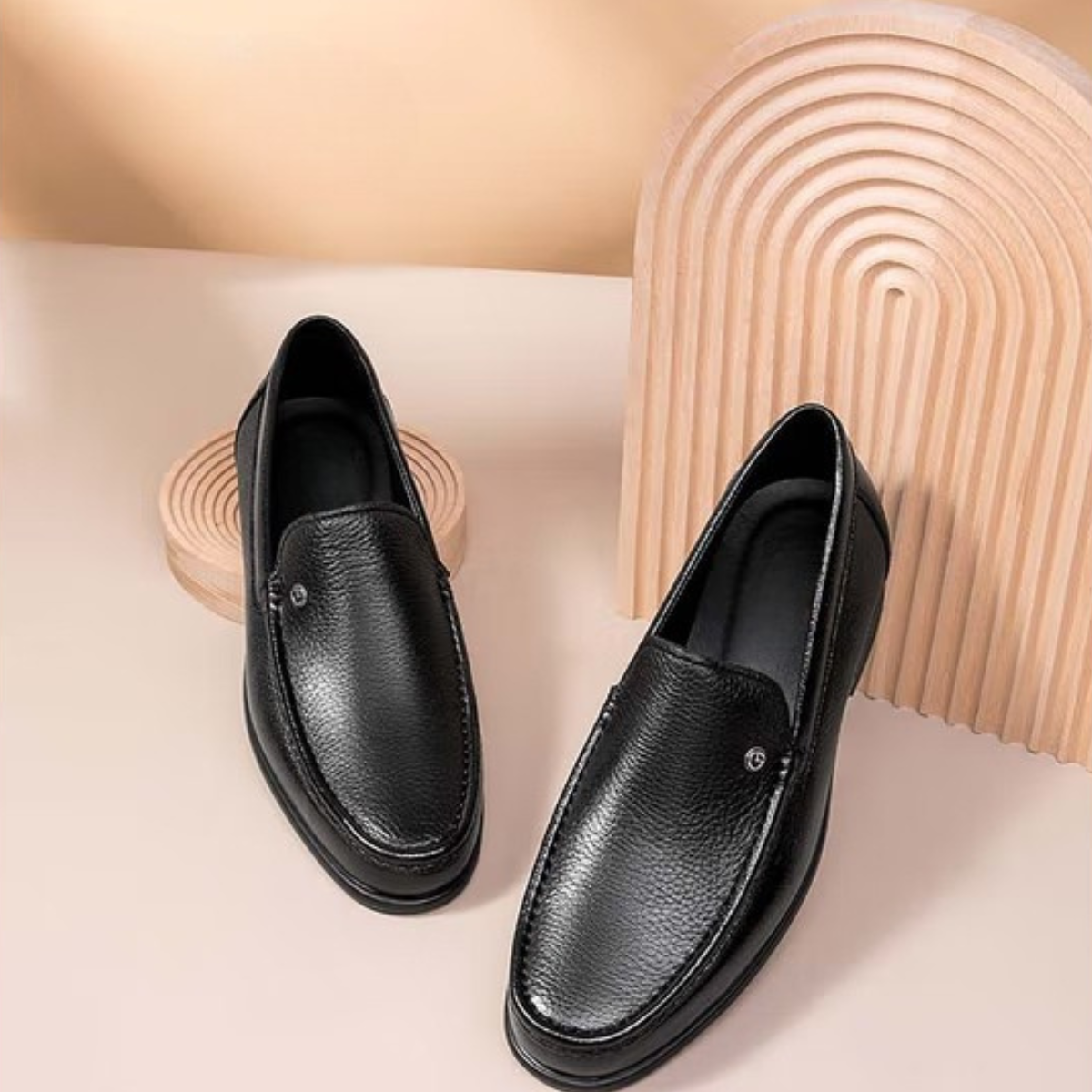 mocassin-homme-cuir-noir-vue-double mocassin noir simple pour homme