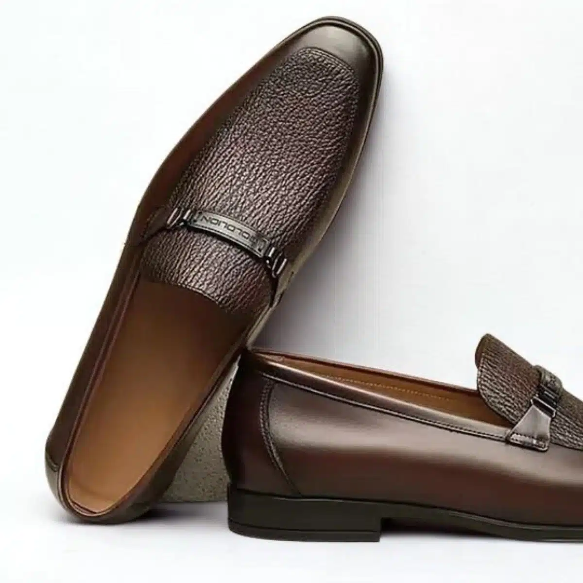 mocassins-cuir-veritable-marron-boucle Mocassins homme en cuir véritable marron avec boucle